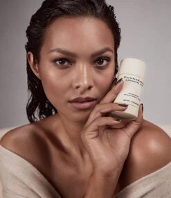 Donna Karan Cashmere Mist Deodorant-Antiperspirant Stick 13 Donna Karan Cashmere Mist Deodorant-Antiperspirant Stick -PeeWee-winkel 00388476 02 ai