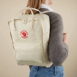 Fjallraven Fjällräven Kånken Unisex Rugzak - Light Oak 29 Fjallraven Fjällräven Kånken Unisex Rugzak - Light Oak -PeeWee-winkel 1200x1200