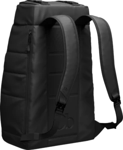 Douchebags The Strøm 25L Backpack 9 Douchebags The Strøm 25L Backpack -PeeWee-winkel 284EVA01 The Str m 25L Backpack Black Out product highres 4