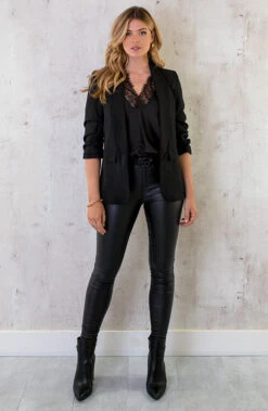 Limited Blazer Zwart 2.0 33 Limited Blazer Zwart 2.0 -PeeWee-winkel Limited Blazer Zwart 2 1 586x900 4