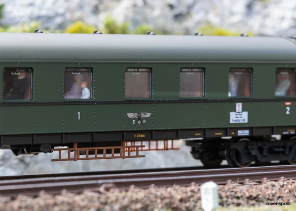 42265 Marklin Schnellzugwagen-Set DRB 4 42265 Marklin Schnellzugwagen-Set DRB - Afbeelding 2