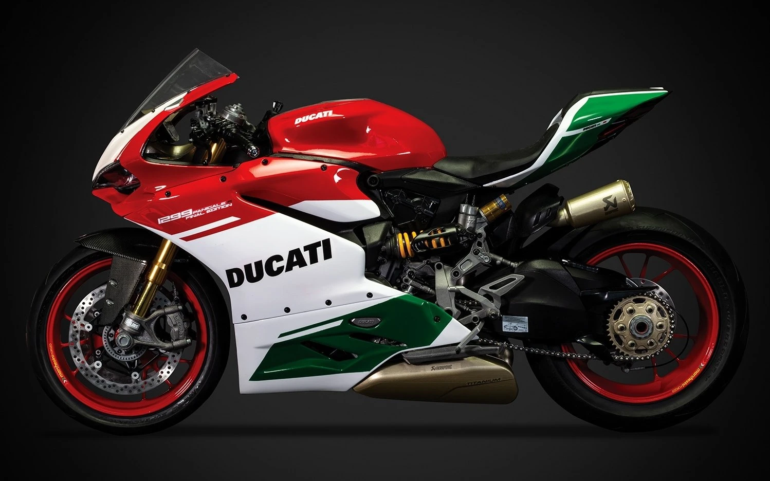 Pocher 1/4 Ducati 1299 Panigale R Final Edition (allerlaatste 7 Stuks)! 6 Pocher 1/4 Ducati 1299 Panigale R Final Edition (allerlaatste 7 Stuks)! - Afbeelding 4