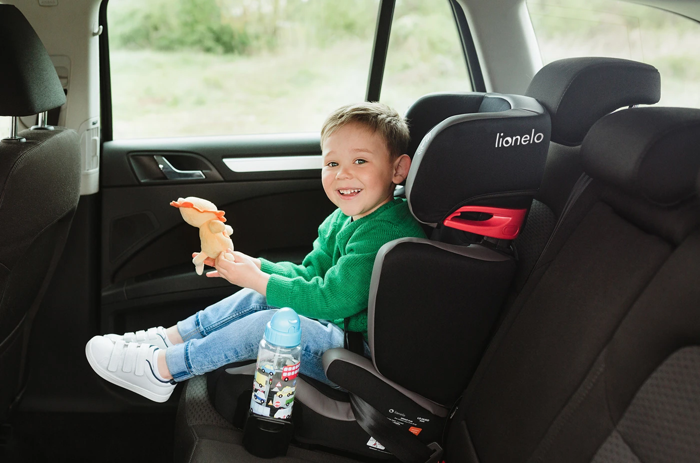 Lionelo Lionelo Hugo Autostoel (Zwart, Isofix, Bekerhouders, 15-36 Kg) 10 Lionelo Lionelo Hugo Autostoel (Zwart, Isofix, Bekerhouders, 15-36 Kg) - Afbeelding 10